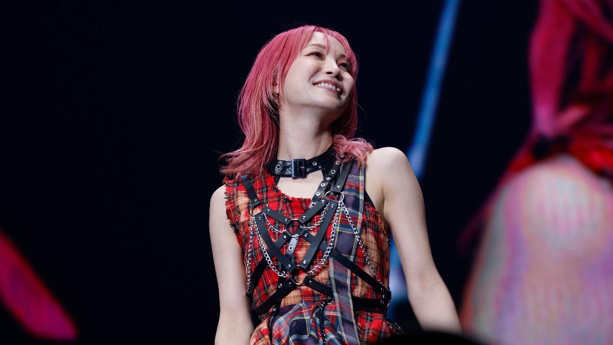 LiSA好寵粉！飆《鬼滅》神曲突喊：可以錄影　苦練〈天黑黑〉藏洋蔥