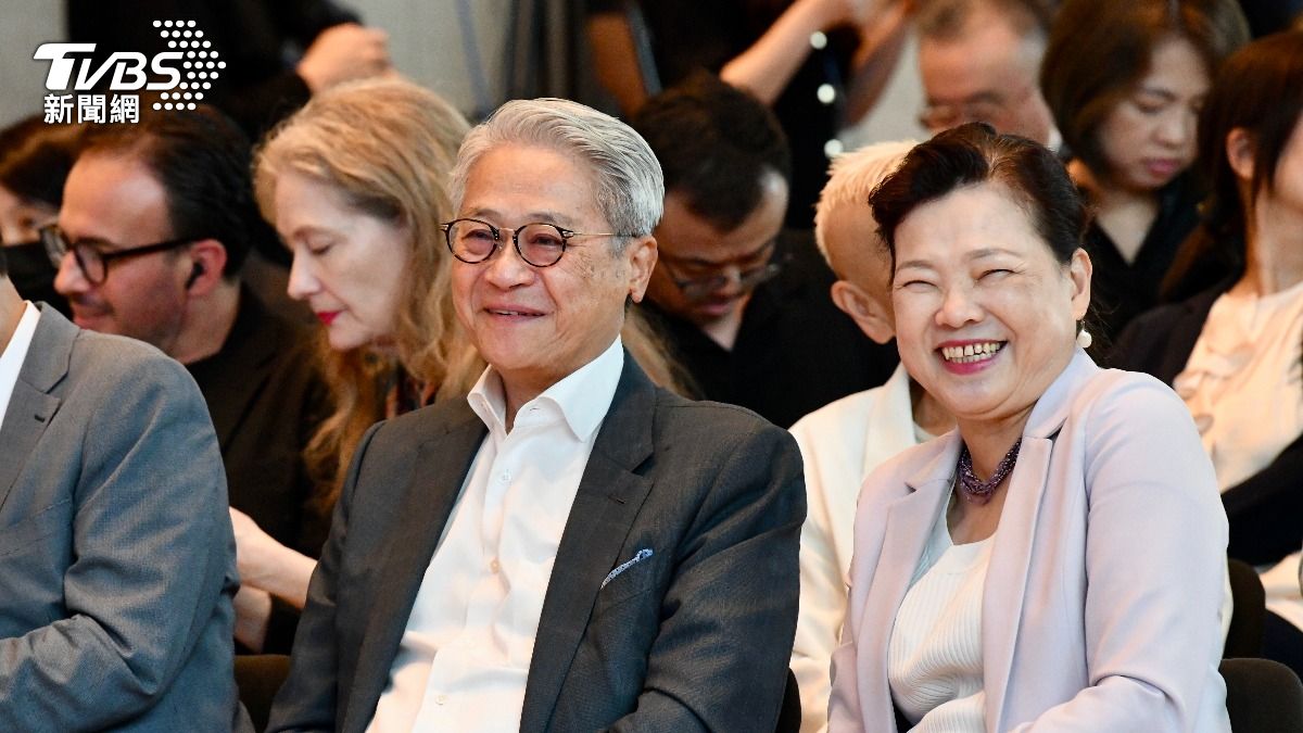卸任後首亮相!「準獨董」王美花現身台新金總部 全程低調未受訪