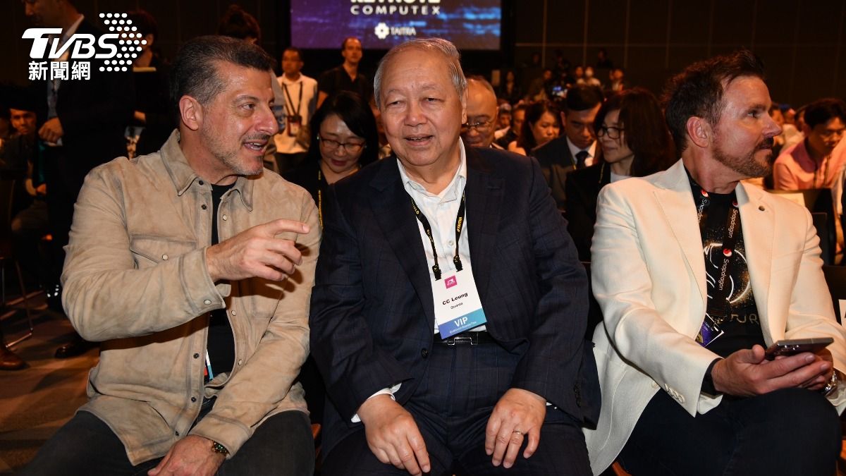 廣達副董梁次震出席高通執行長Cristiano Amon演講。（圖／胡瑞麒攝）