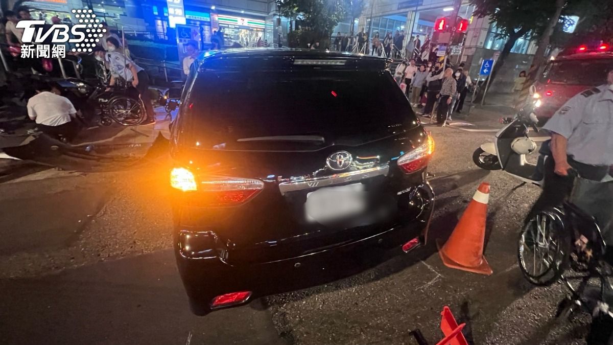 初步了解，車禍導致6人受傷。（圖／TVBS）