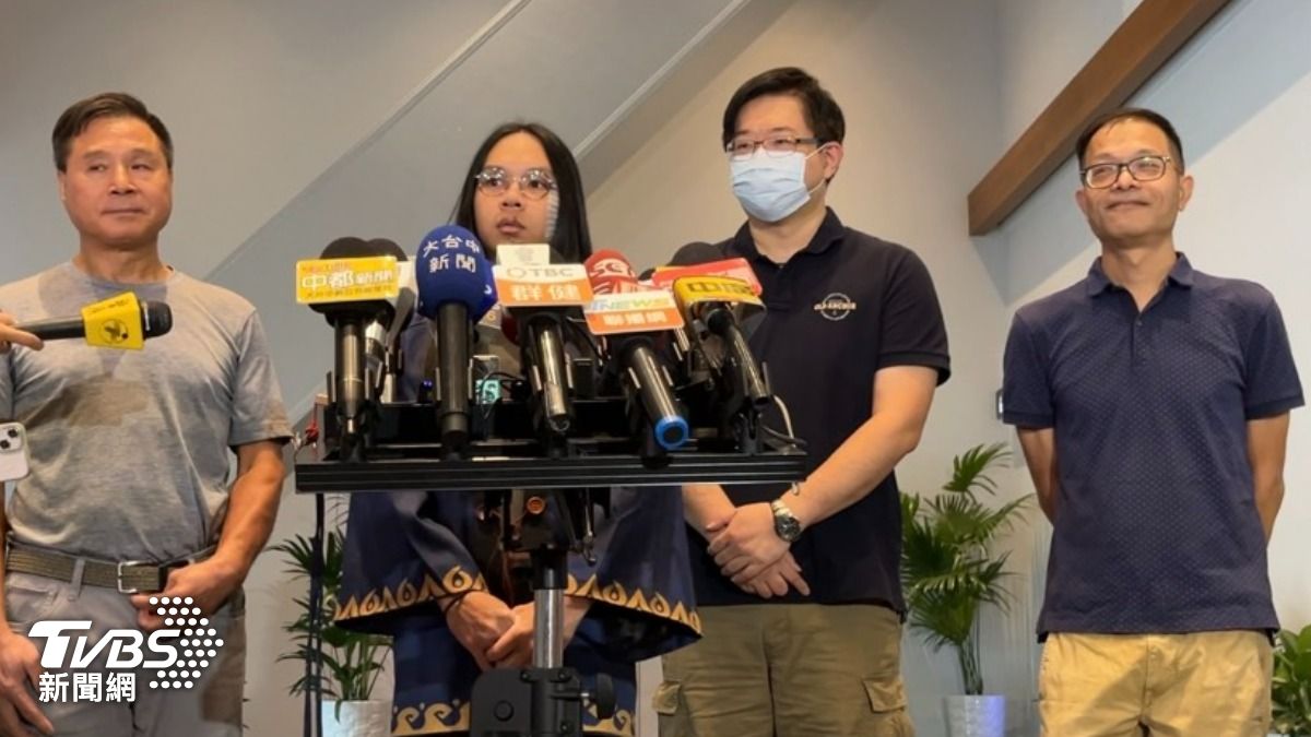 中捷英雄表揚!長髮男、雨傘哥現身 4人獲頒各2萬破案獎金