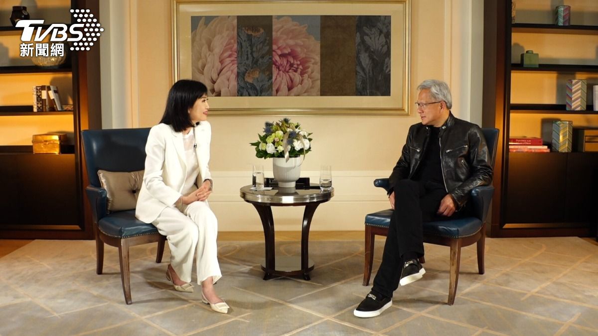黃仁勳接受「TVBS看板人物」獨家專訪。(圖/TVBS)