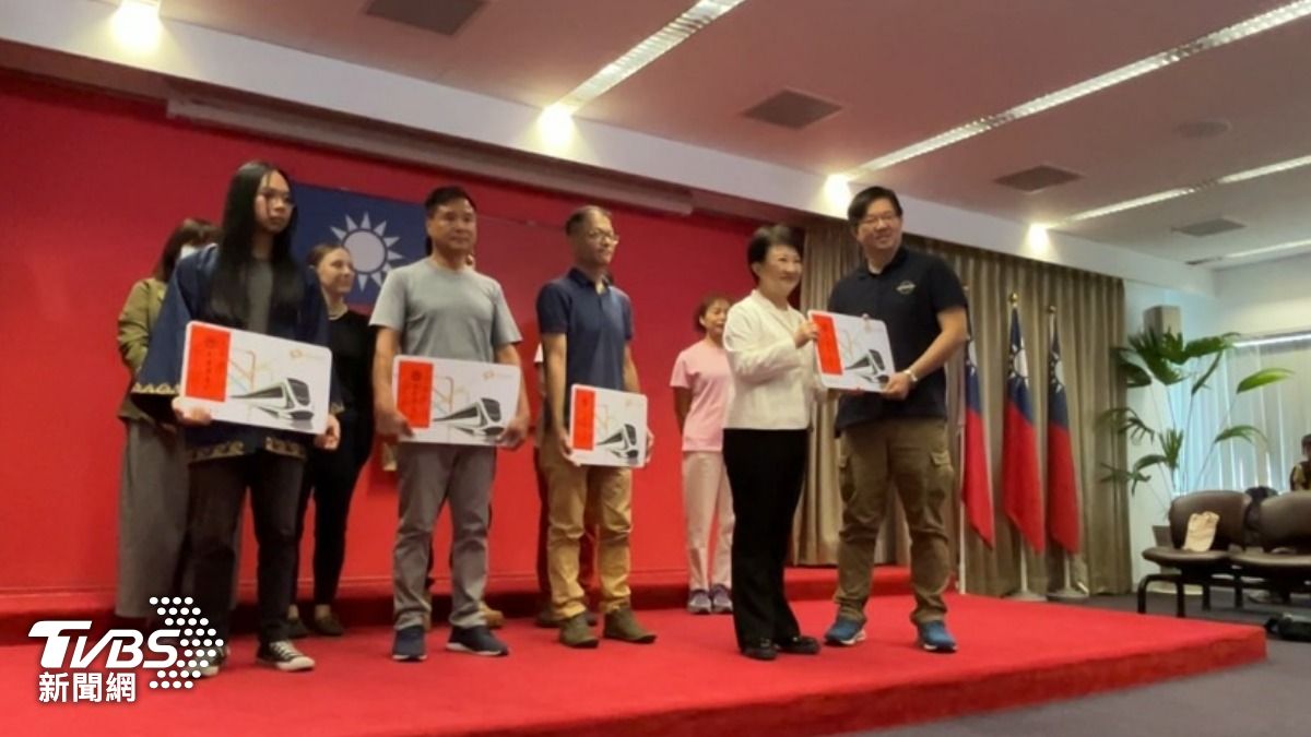 他還有第3把刀!兇嫌想「行刺」 中捷英雄還原驚險壓制過程