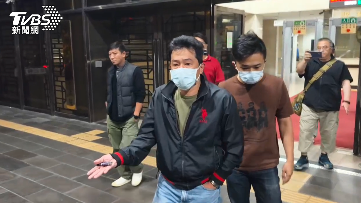 又爆收賄!涉包庇色情應召站 北市松山警50萬交保