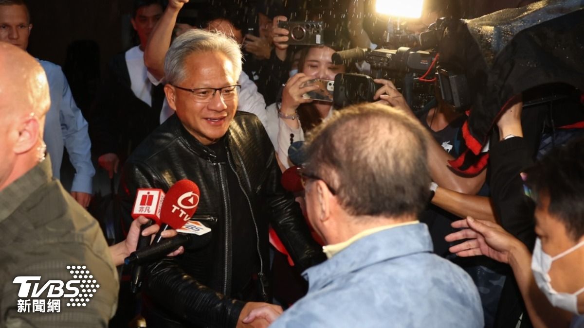 全台縣市長瘋搶！黃仁勳鬆口：輝達研發中心可能靠近「這地區」