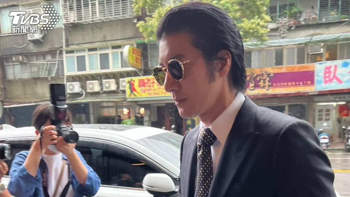 王力宏現身邱瓈寬母親靈堂 與黑范夫妻待40分鐘才離去
