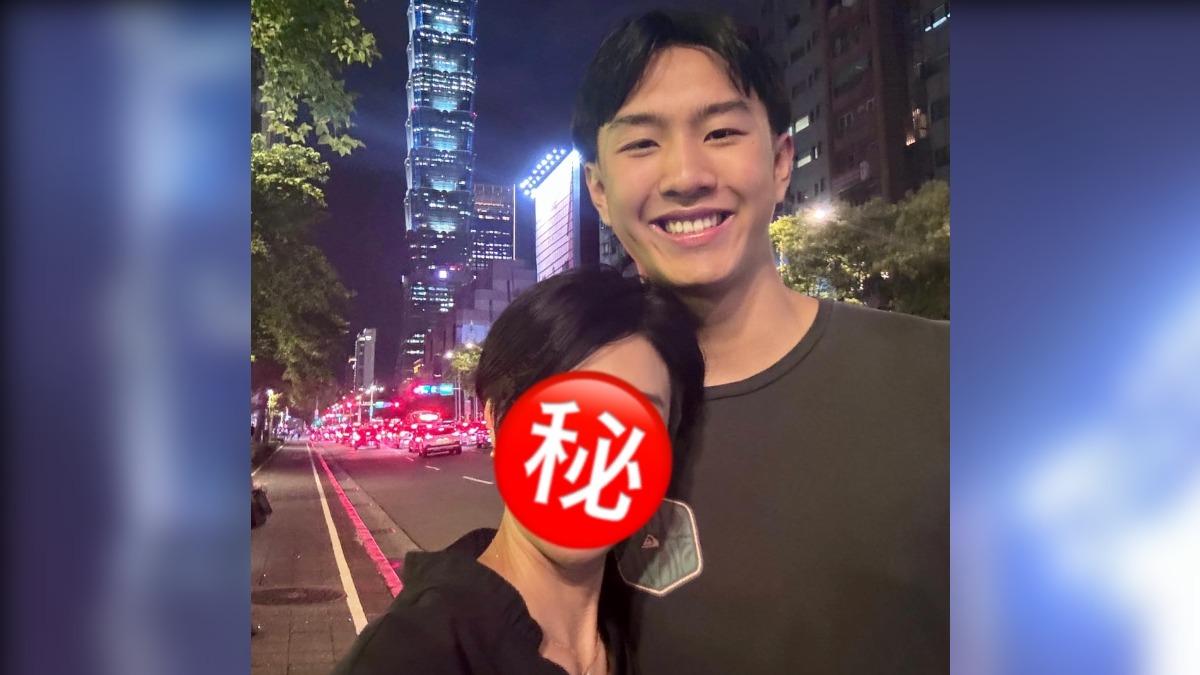 「最美VJ」神凍齡！徐曉晰同框18歲帥兒　網看傻：是姐弟吧