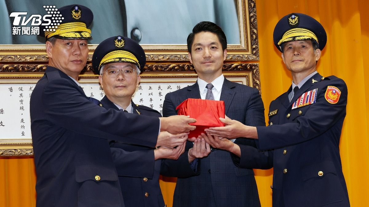 稱「沒芥蒂」!北市警局長李西河正式上任 蔣萬安令:做出績效