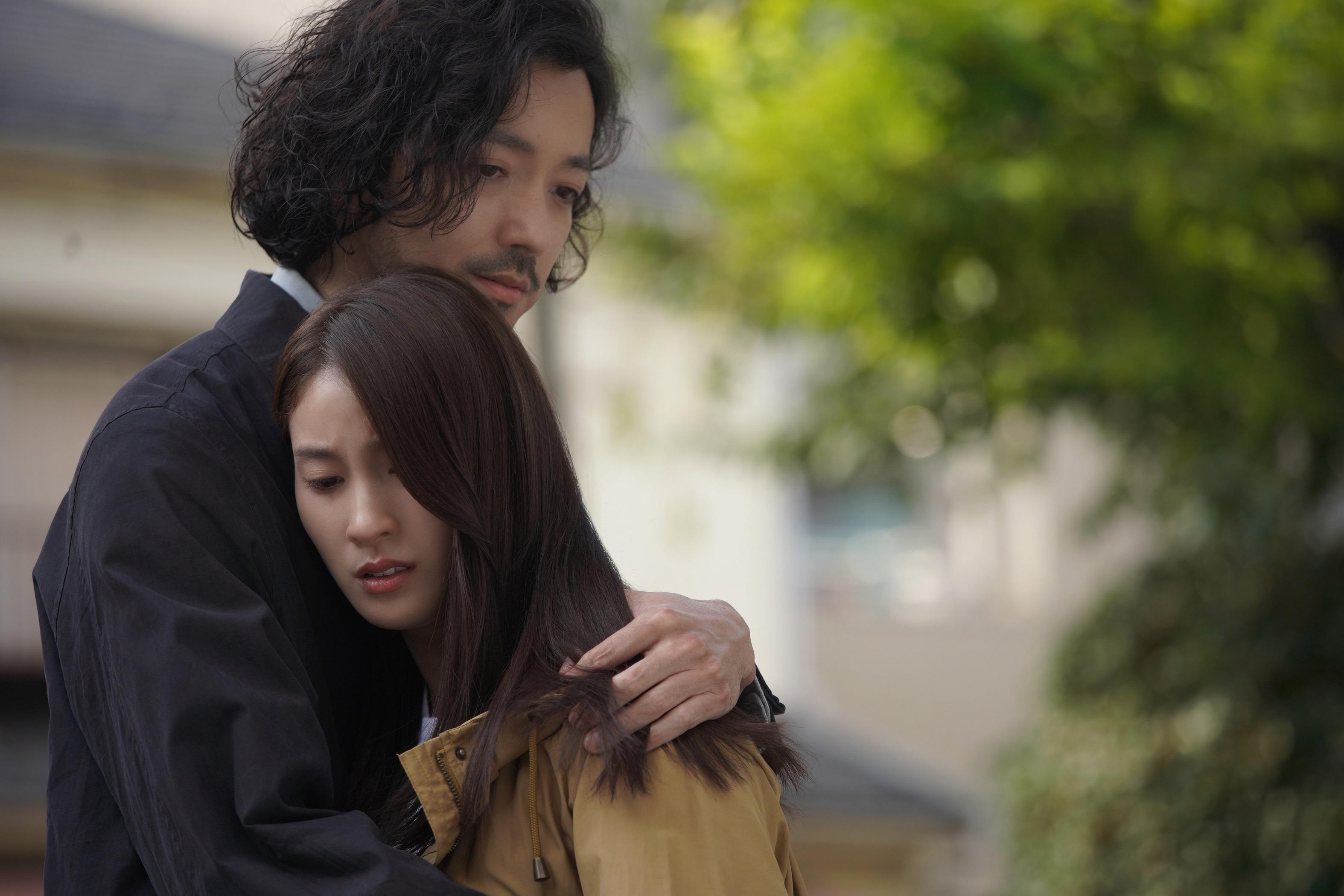 《完美配對謀殺案》由土屋太鳳(右)、金子信昭主演。(圖/華映娛樂提供)