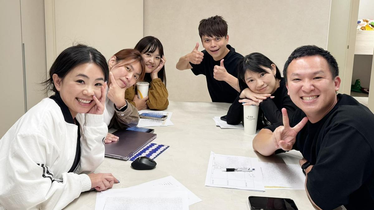 蔡阿嘎解雇蘿拉!眼尖挖「5月初1舉動」驚了:那時就出事