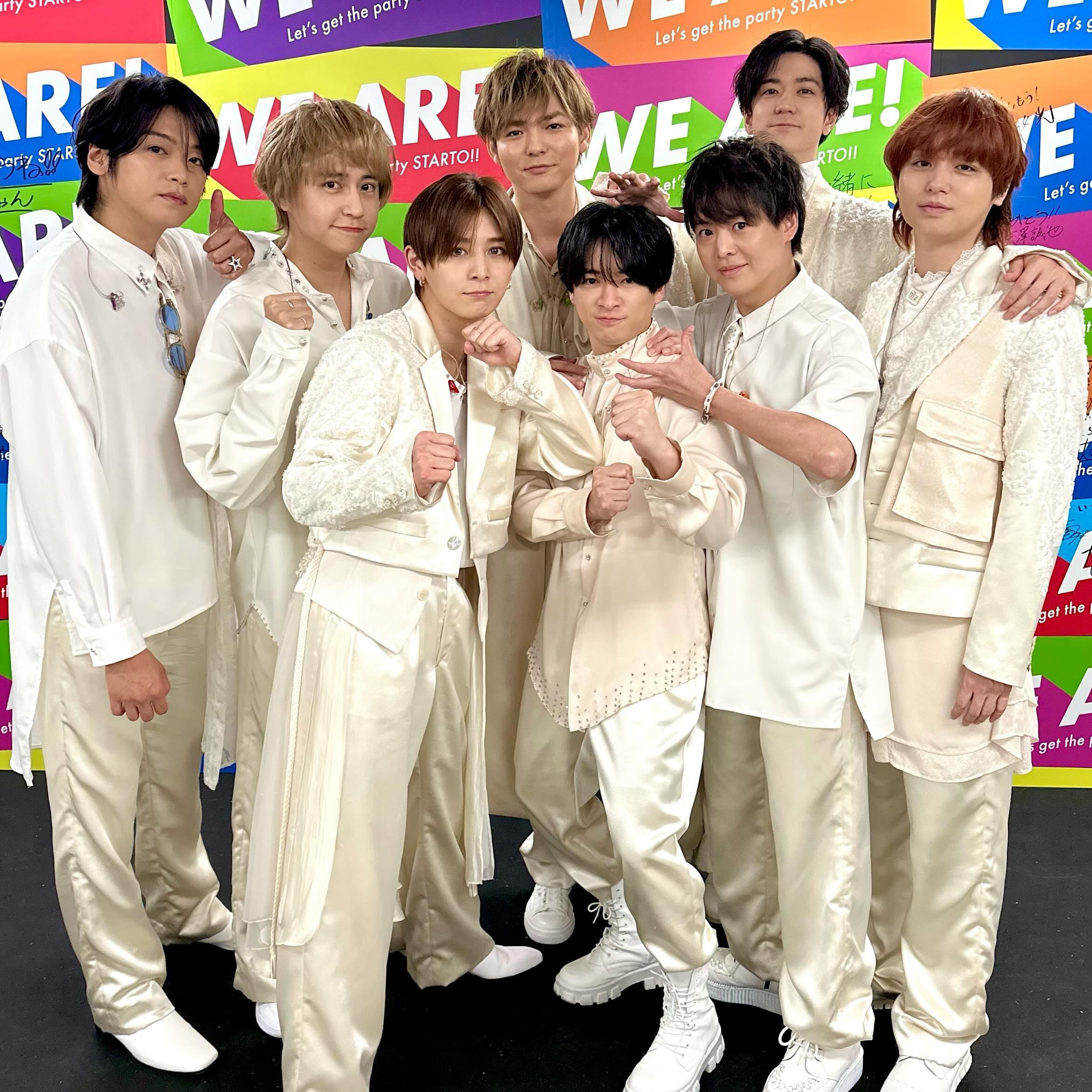 有岡大貴(右三)成為Hey!Say!JUMP中的第一個人夫。(圖/翻攝自Hey!Say!JUMP IG)