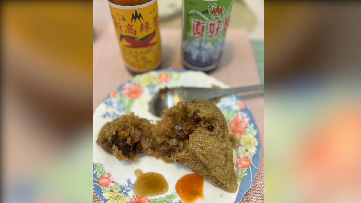 高嘉瑜稱「加上新高辣醬、真好醬就是正統南部味」。(圖/翻攝自高嘉瑜臉書)