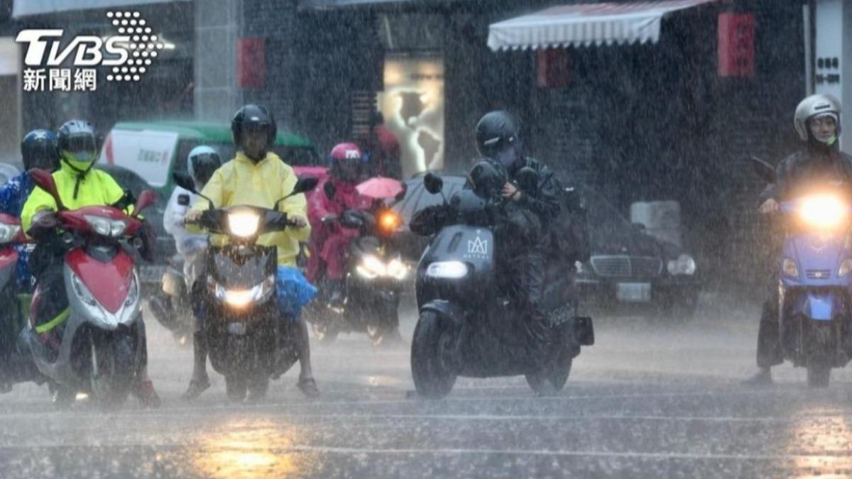 梅雨季提早結束!各地今飆34度高溫 大台北午後炸雷雨