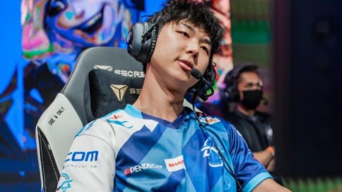 不滿求歡遭拒！韓《LOL》選手奔越南開房　發怒「枕頭悶殺」女伴