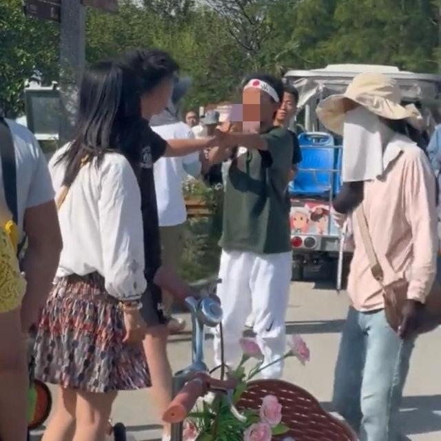 網友對衝突看法不一。(圖/翻攝自影片截圖)