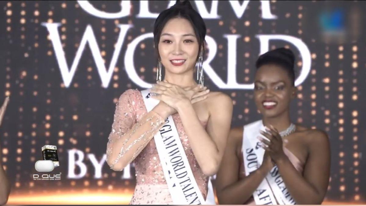 赴印度國際選美賽! 曼容奪人生首座「后冠」