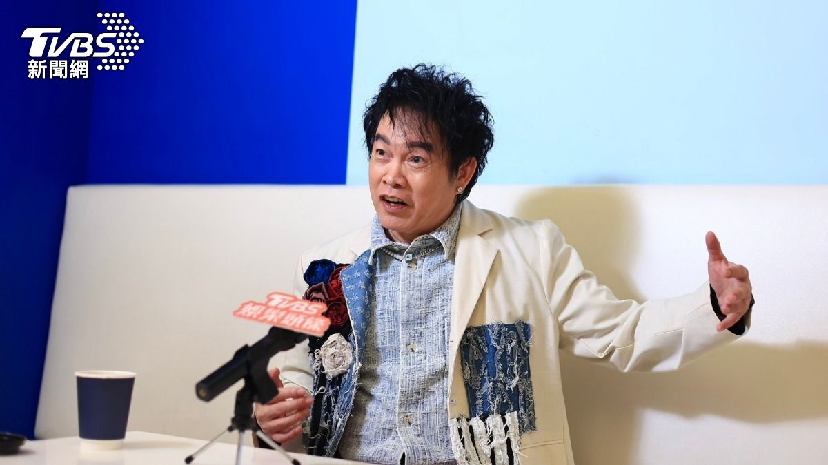 康康接受《TVBS新聞網》專訪。（圖／黃城碩攝）