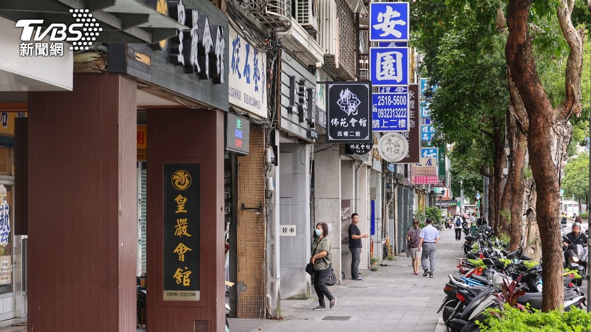 一殯開拆/「殯葬一條街」生意掉一半 二殯消化得了北市喪葬量能?