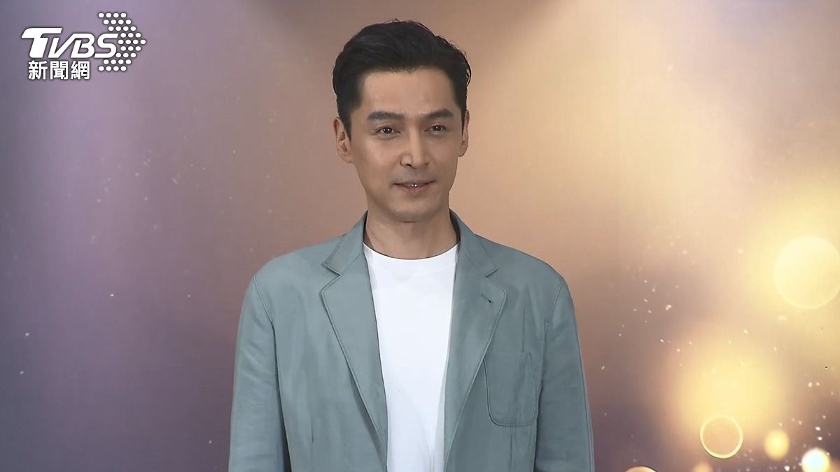 胡歌離台現身超寵粉「簽名會」 座談會禁談「繁花、上海?」