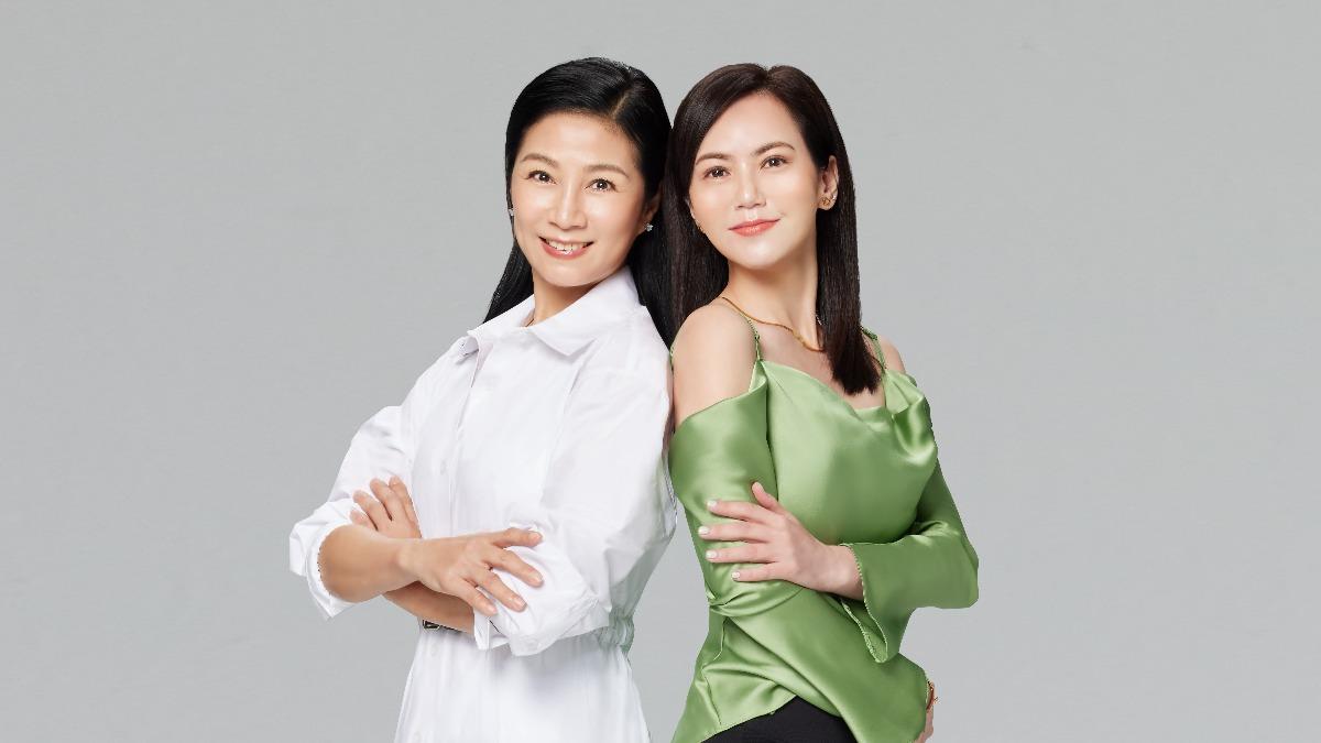 58歲方文琳美成這樣！同框簡沛恩放送「惹火曲線」公開凍齡秘訣