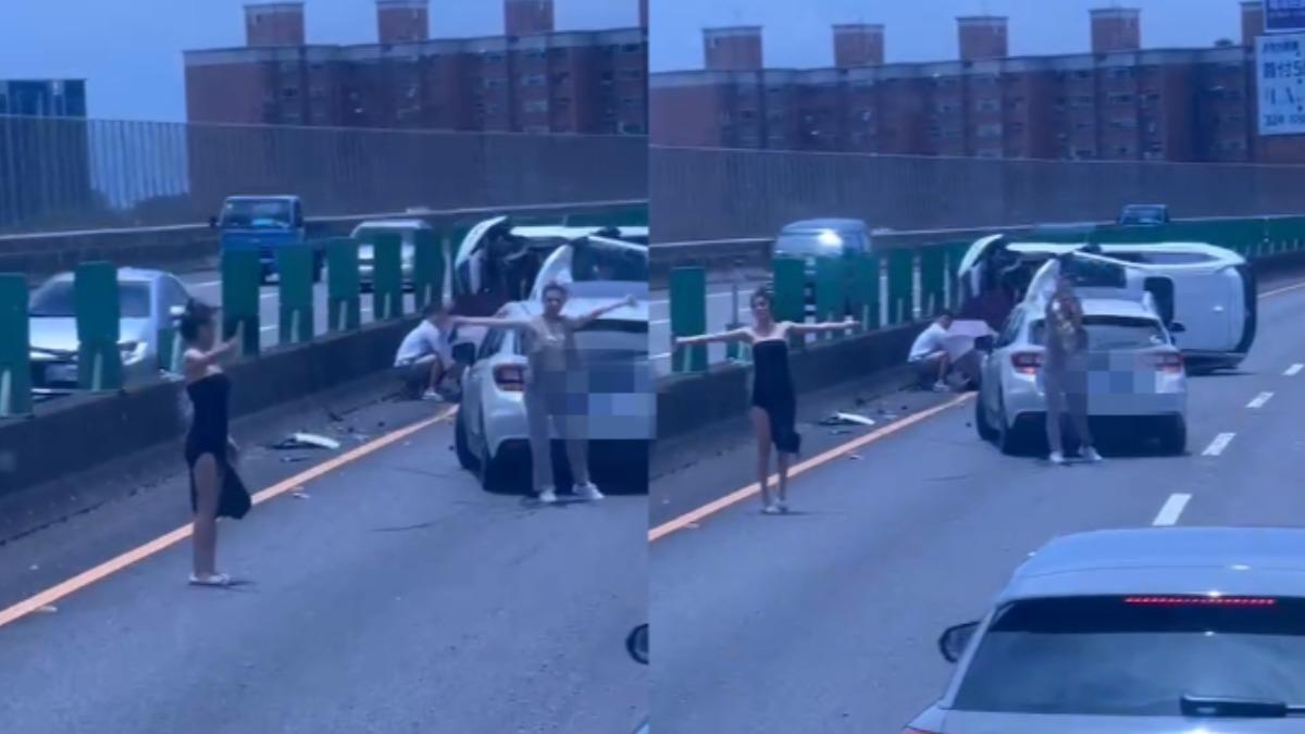 國2翻車釀2傷!車頭凹陷全毀 開高衩辣妹暫當交警意外吸睛