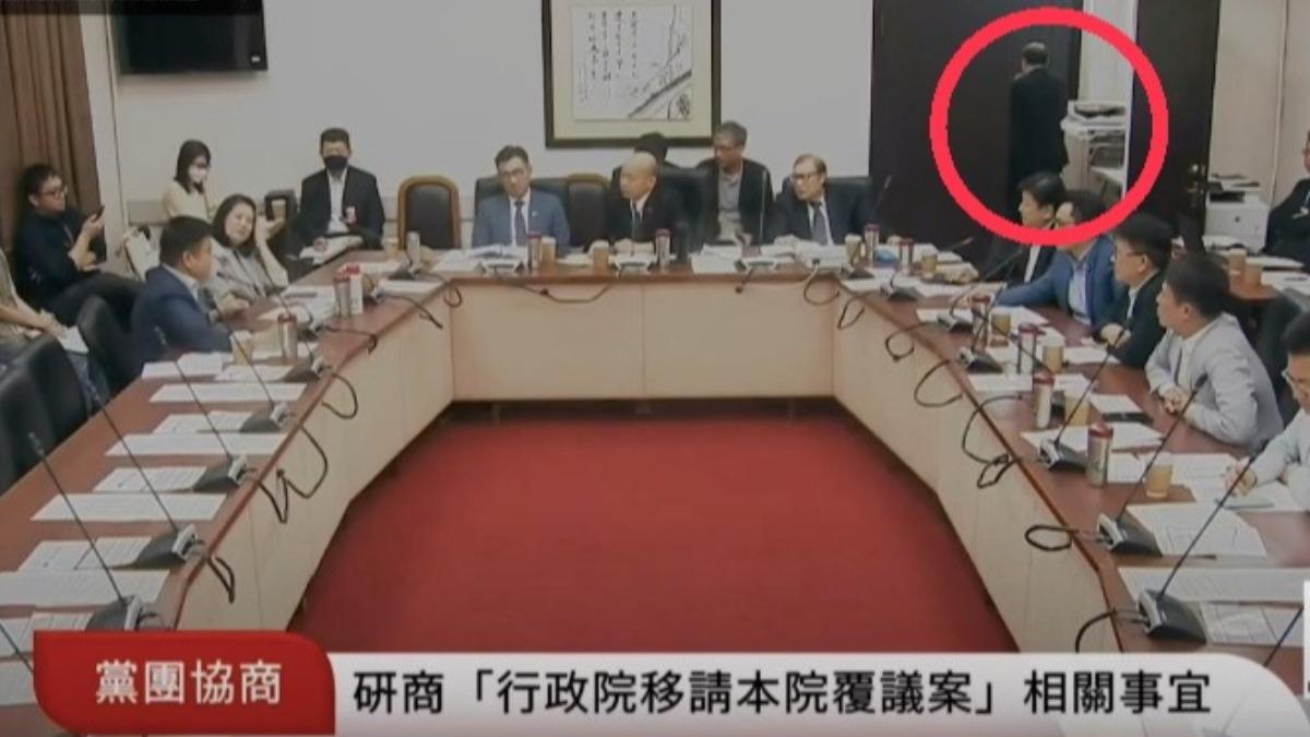 被柳采葳檢舉立院抽菸!柯建銘回嗆「不要問無聊問題」:該罰就罰