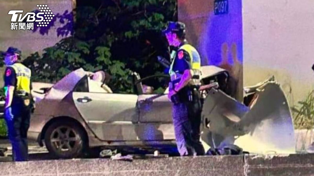 新北台65線死亡車禍！他被撞「逆撞橋墩起火」　頭腳重創大失血身亡
