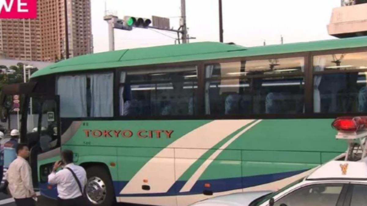 東京巴士砍人!中國男慘被同鄉持刀狂砍 胸部、腹部濺血急送醫