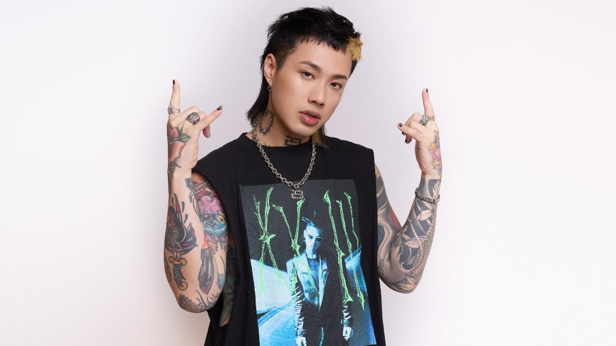 金曲35/安迪有幫忙!準歌王帥兒親曝「天上生活近況」:有上香