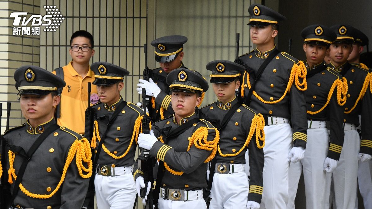 國防部表示未來校慶改走齊步。（圖／胡瑞麟攝）