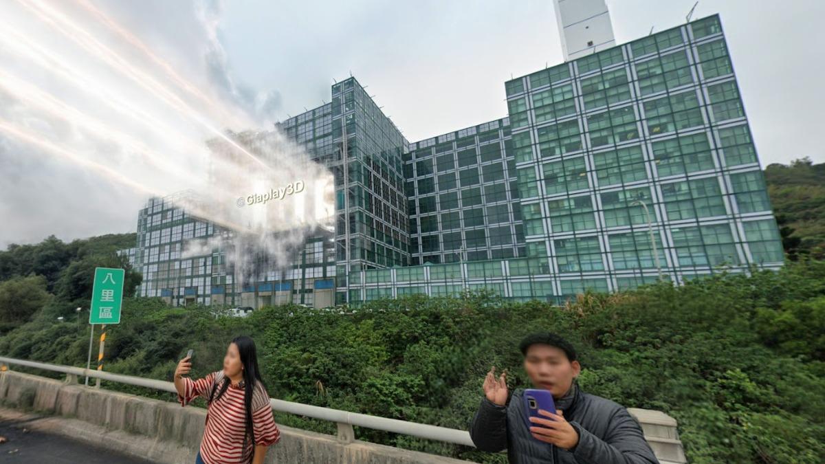 影像上的垃圾焚化廠發出電波。(圖/翻攝自Google Maps)