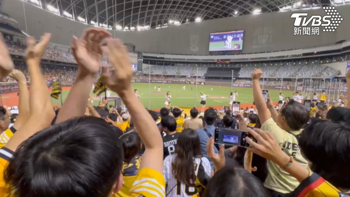 中職／周思齊生涯100盜大巨蛋達陣！聯盟第9位「千安百轟百盜」
