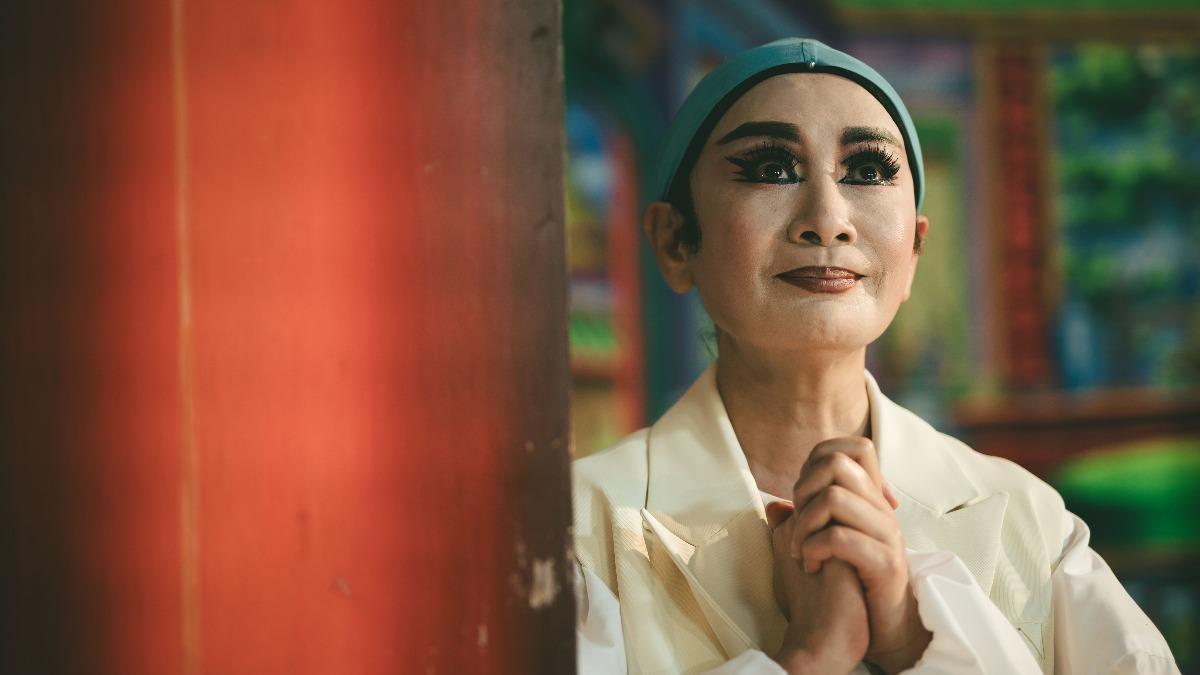 陳亞蘭不惜賣房救戲班 女兒串起家人團結力量:我要承擔