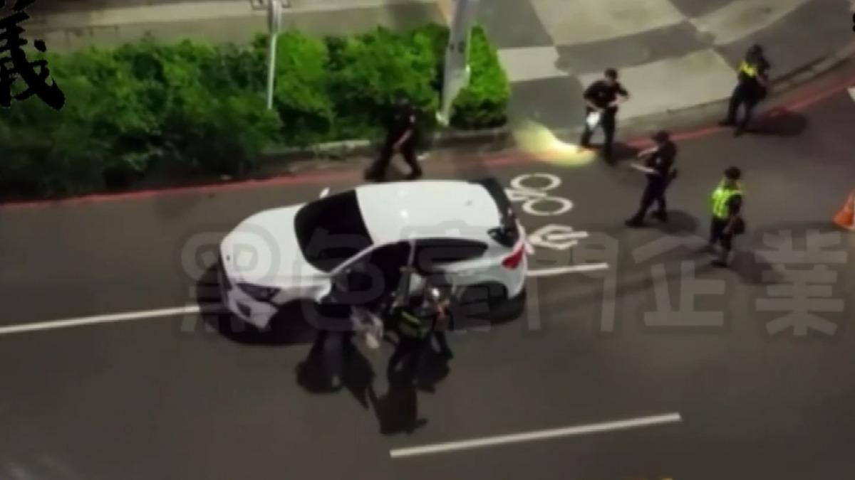 左營傳槍響！男駕駛「持53公分鋸子」揮舞挑釁　警轟3槍逮到了