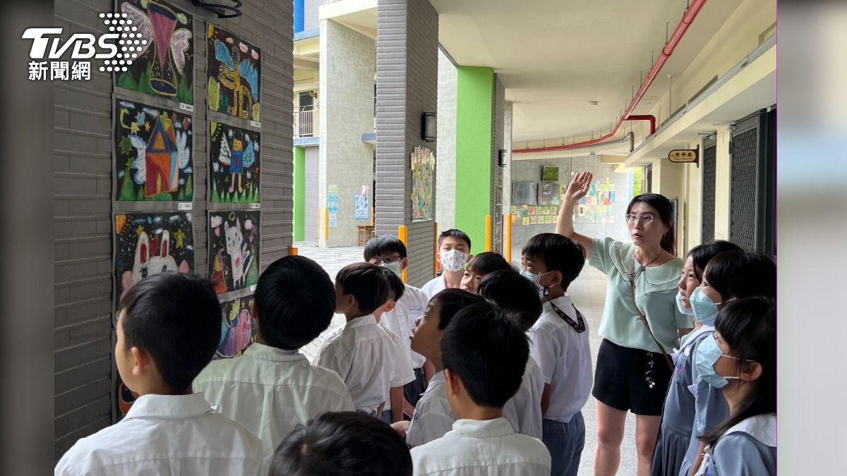 比薩斜塔.羅馬競技場來了! 台中中正國小師生創意「展義大利」