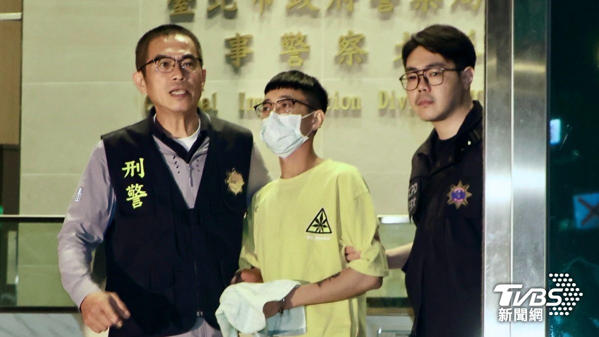 孫安佐的朱姓經紀人向法院聲請提審。（圖／黃誠碩攝）
