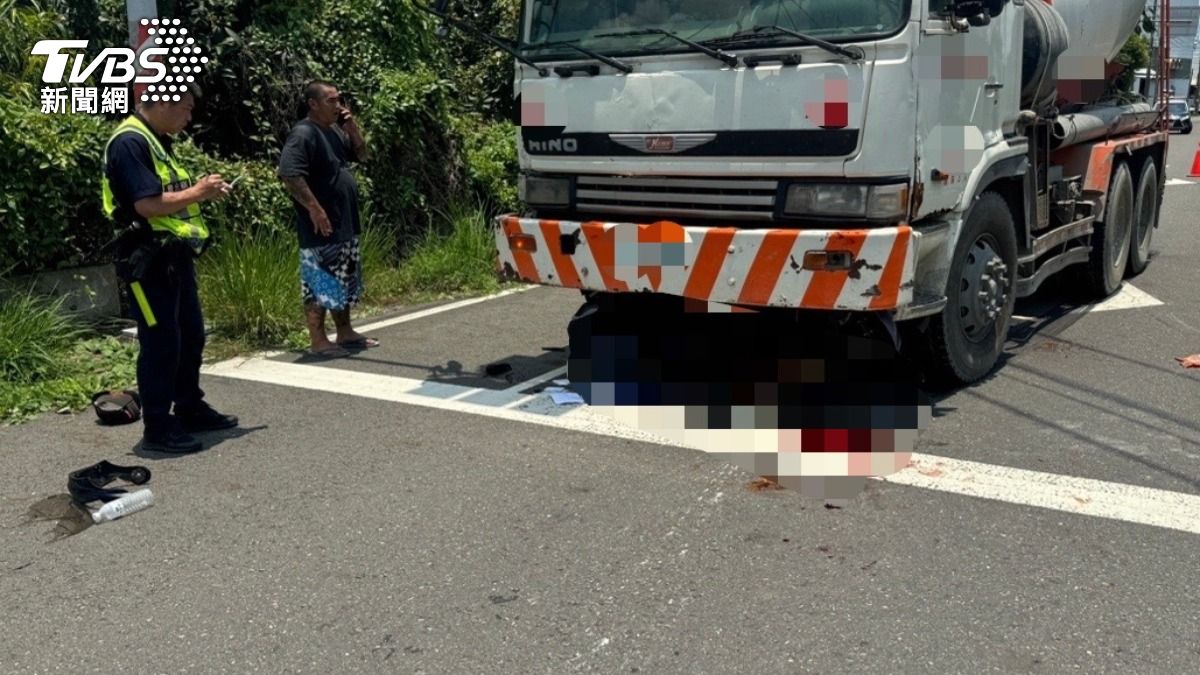宋姓軍人被捲入水泥車輪下,送醫後宣告不治。(圖/TVBS)