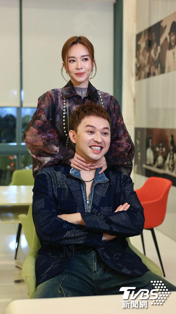 杜忻恬個性沉穩,李子森不時搞笑,兩人互動逗趣。(圖/黃城碩攝)