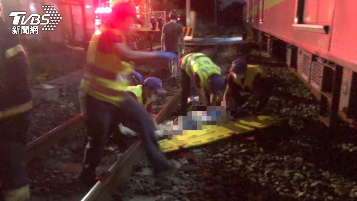 桃園女深夜闖平交道！遭區間車撞上　當場沒呼吸心跳送醫不治