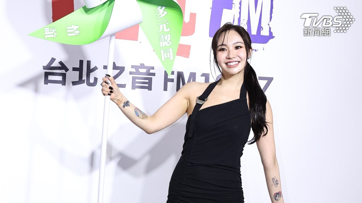 陳芳語前陣子因為新專輯瘦了不少,自招目前胖回一些。(圖/張哲鳴攝)