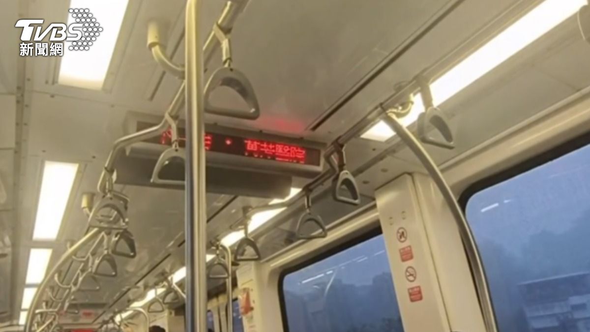 停駛後,捷運再次往萬芳醫院站前進。(圖/TVBS)