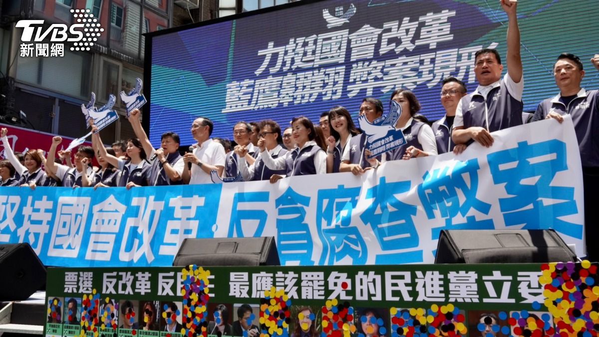 高票當選的綠委有3人,包括吳思瑤、黃捷與鍾佳濱。(圖/區國強攝)