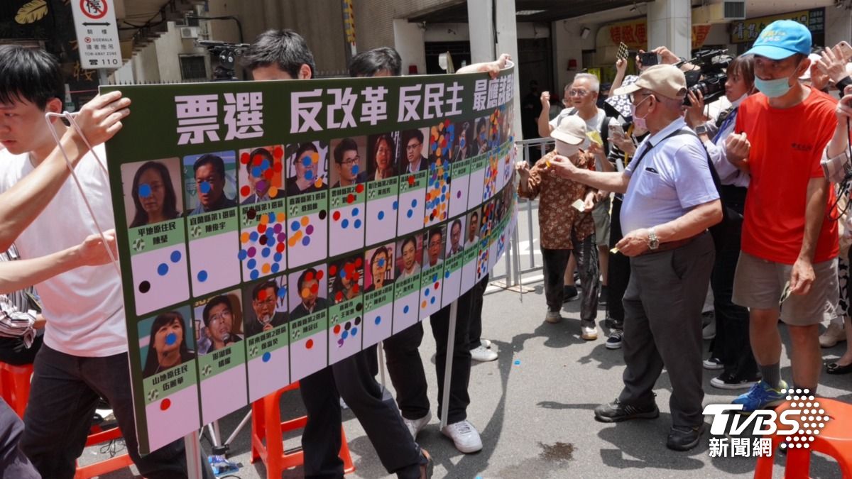 現場民眾投票踴躍。(圖/區國強攝)