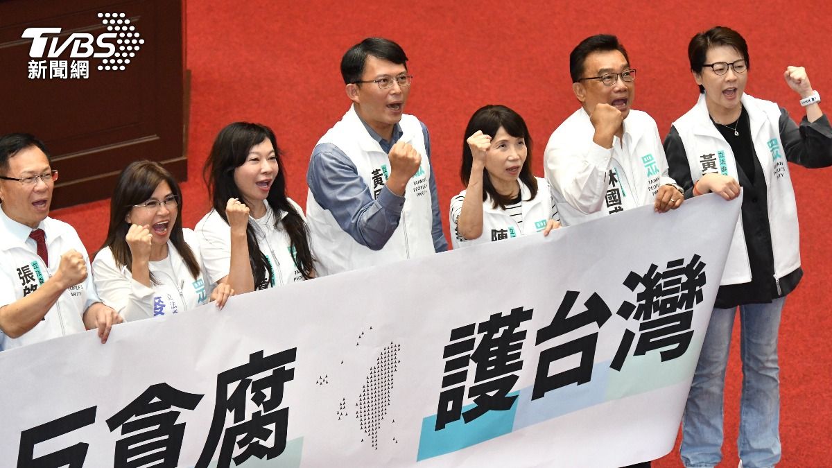 藍白聯手否決否決國會改革修法覆議案。(圖/區國強攝)