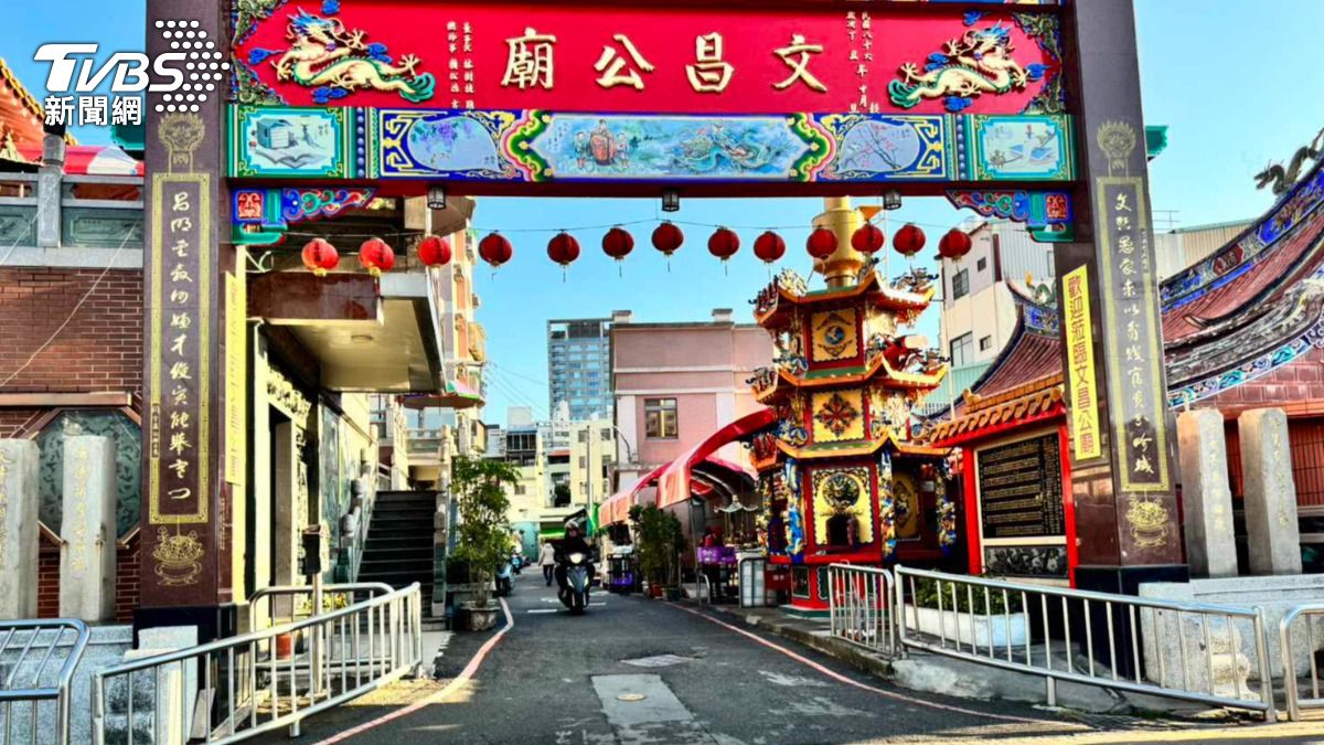 經勸導後市容有所改善。(圖/TVBS)