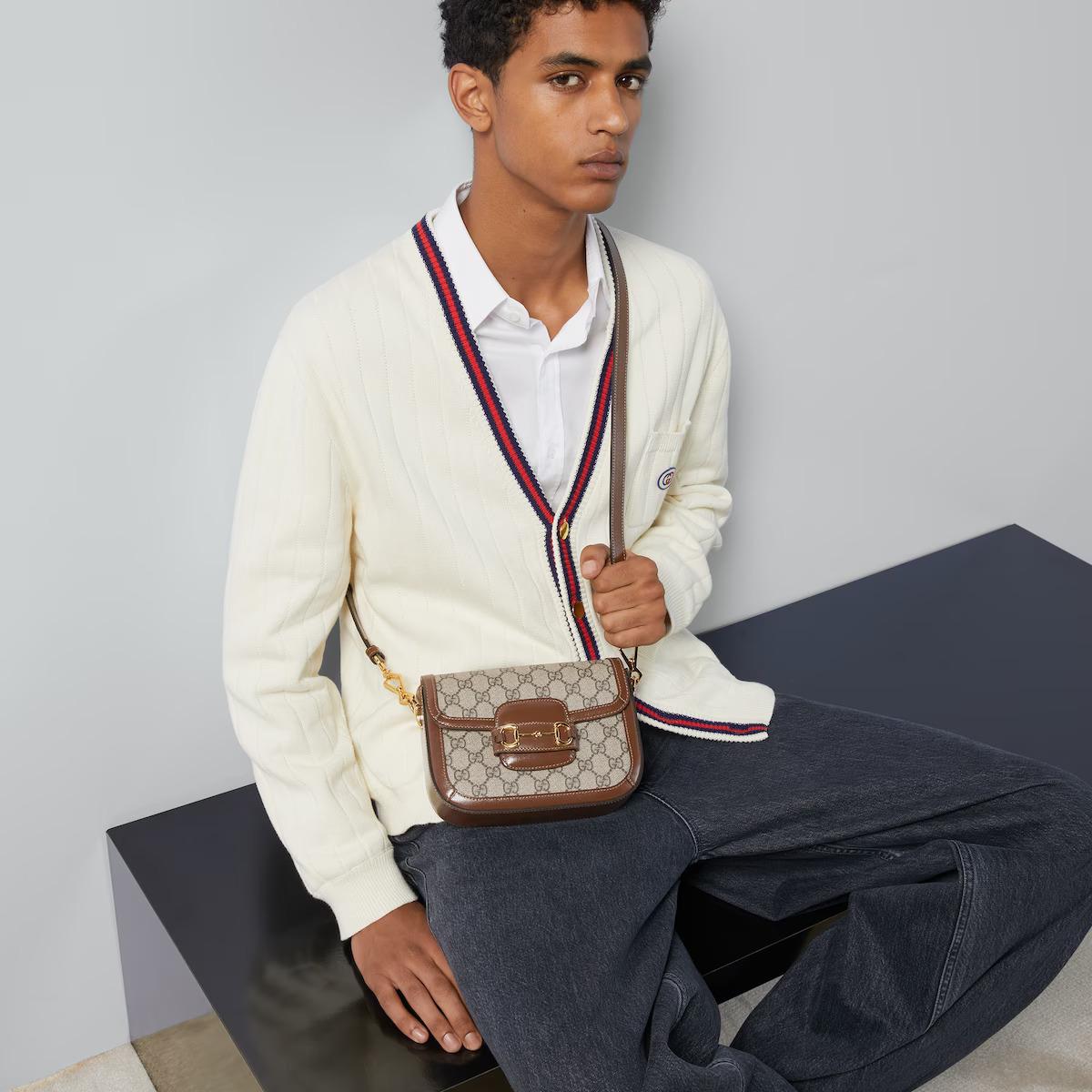 Gucci Horsebit 1955迷你包以品牌歷史悠久的典藏設計為靈感。(圖/翻攝自Gucci官網)