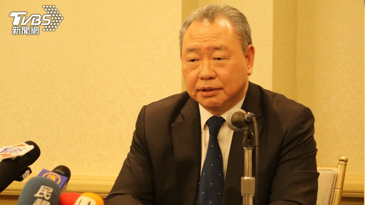 被控亂花800萬公帑 俞大㵢認「搭公務車賞櫻」親上火線回應