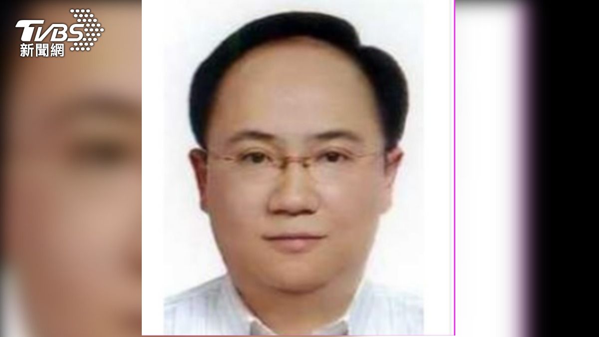 中正一分局副分局長林岳寬因身體不是送醫昏迷一度裝上葉克膜急救。（圖／翻攝中正一分局）