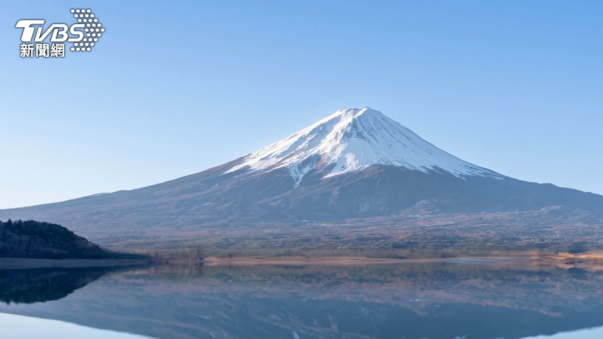 富士山火山口3人全罹難!1人為失聯上班族 官方籲「封山期間」別來