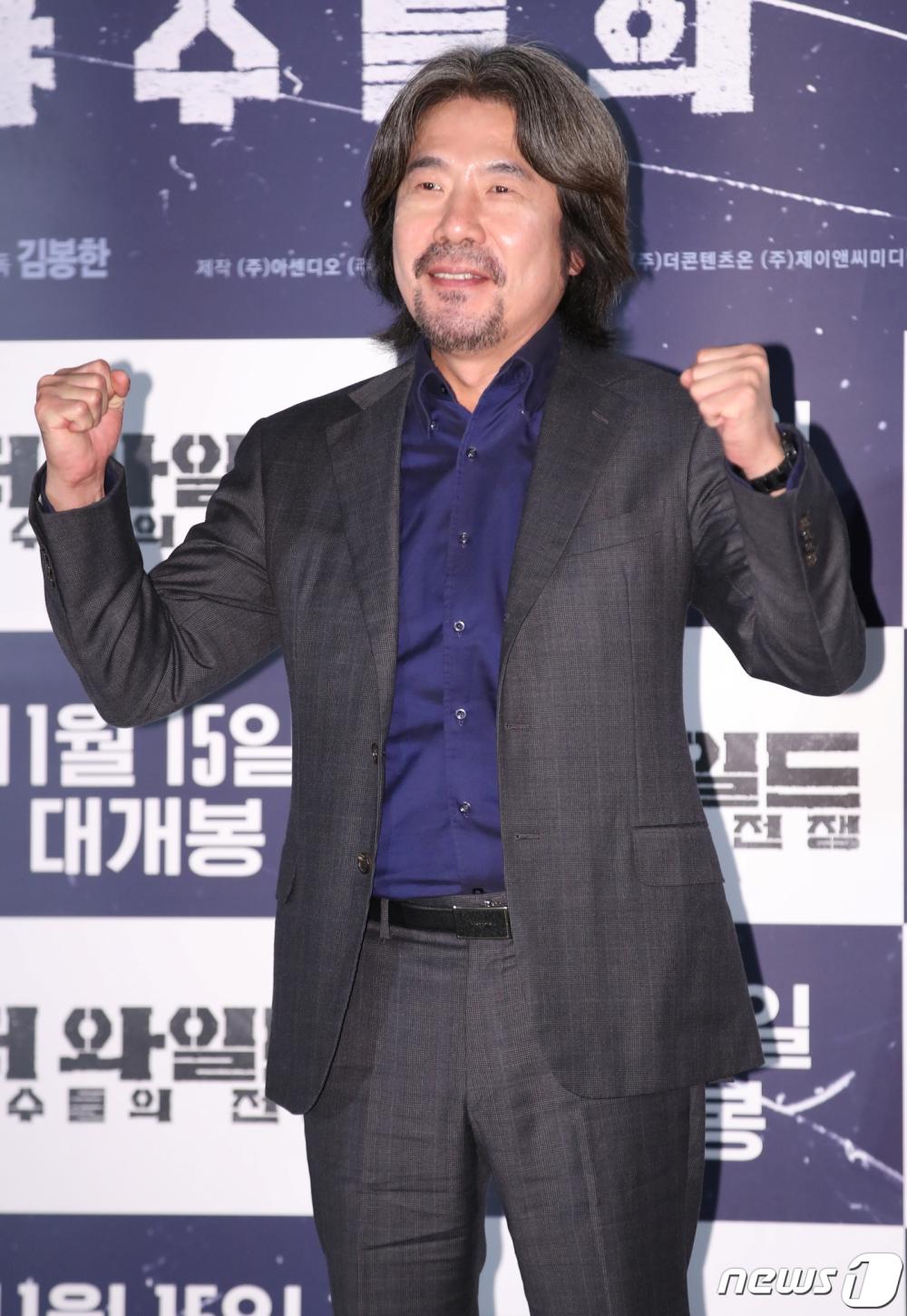 吳達秀逐步回歸演藝圈,去年底還參加電影首映。(圖/news1提供)